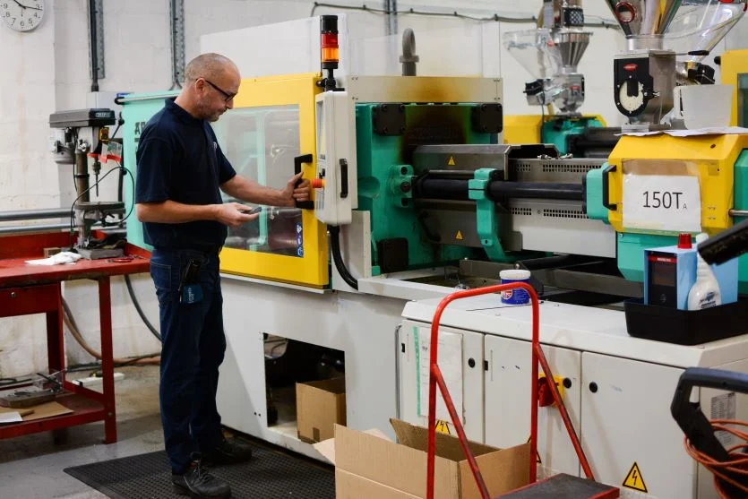 Moulding Machine